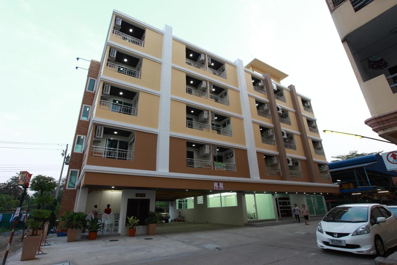 Rattanasook Residence Bangkok Kültér fotó